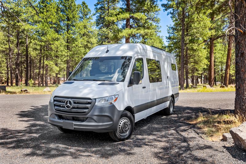 Picture 2/27 of a 2021 Mercedes Sprinter 4500 Dually for sale in Sedona, Arizona