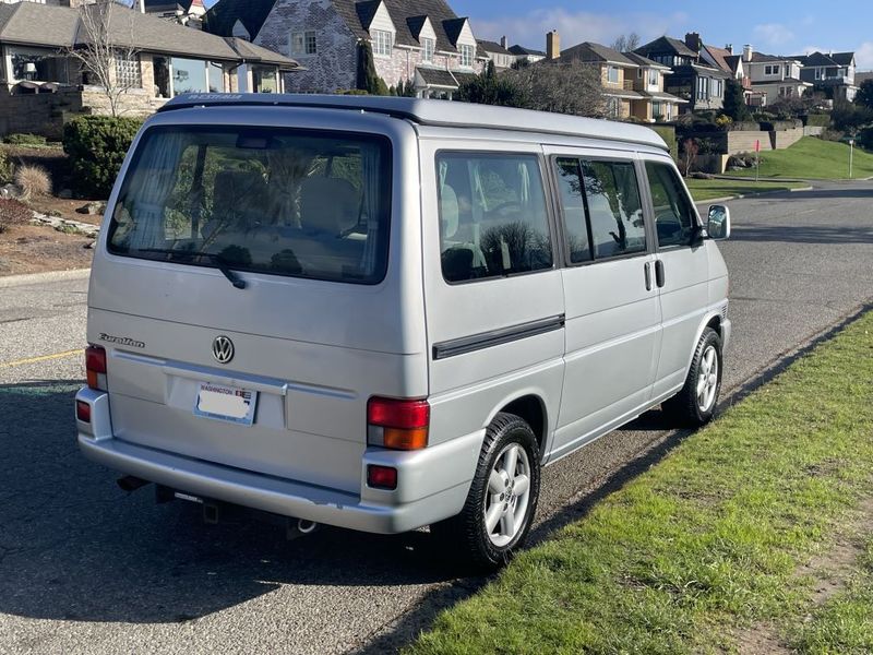 Picture 5/15 of a 2002 VW Eurovan "Weekender" for sale in Seattle, Washington