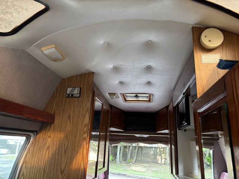 Picture 1/8 of a 1991 DODGE ROADTREK PUPOLAR for sale in Baton Rouge, Louisiana