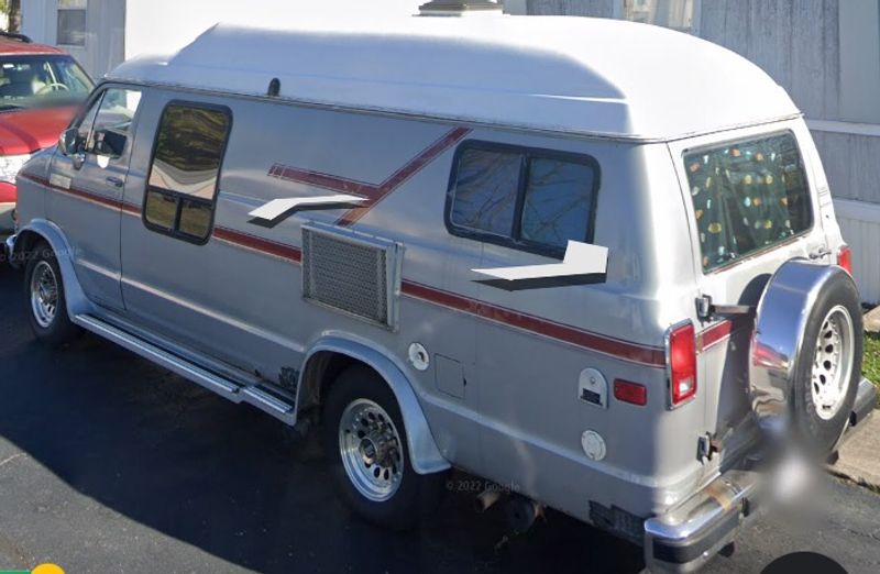 Picture 2/7 of a 1989 Dodge Xtravan for sale in Cincinnati, Ohio