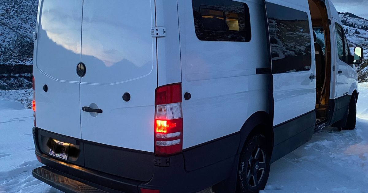 Camper Van For Sale 57k miles 2012 170” sprinter diesel