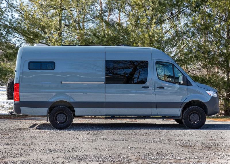 Picture 5/34 of a 2022 Mercedes Sprinter 2500 - 4x4 - 170" WB for sale in Nashville, Tennessee