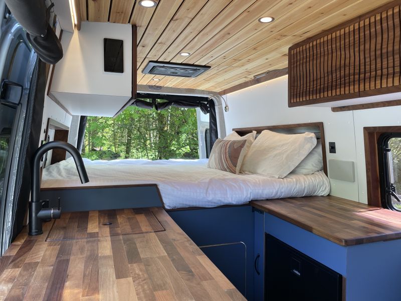 Picture 1/32 of a 2024 Mercedes Sprinter 144 AWD 5 year 100,000 mile Warranty for sale in West Linn, Oregon