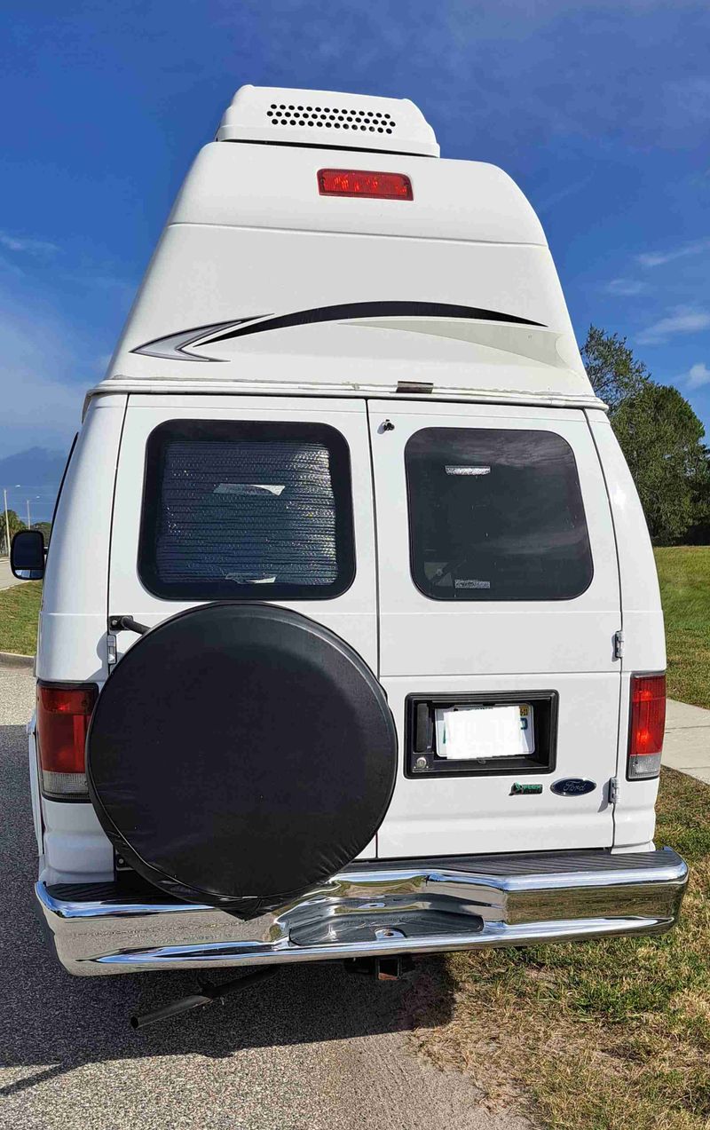 Picture 4/19 of a 2014 Genesis Supreme (E350) for sale in Melbourne, Florida