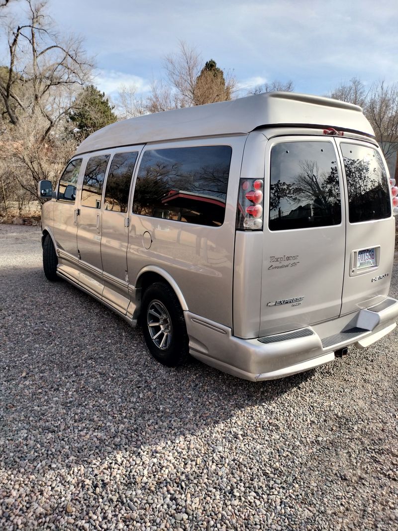Picture 4/22 of a Hard to find AWD, Raised Roof Van, optional 2nd row seats for sale in Santa Fe, New Mexico