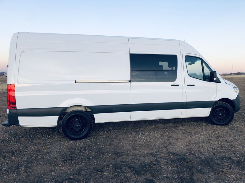 Picture 4/33 of a 2019 Mercedes Sprinter 2500 170 for sale in Littleton, Colorado