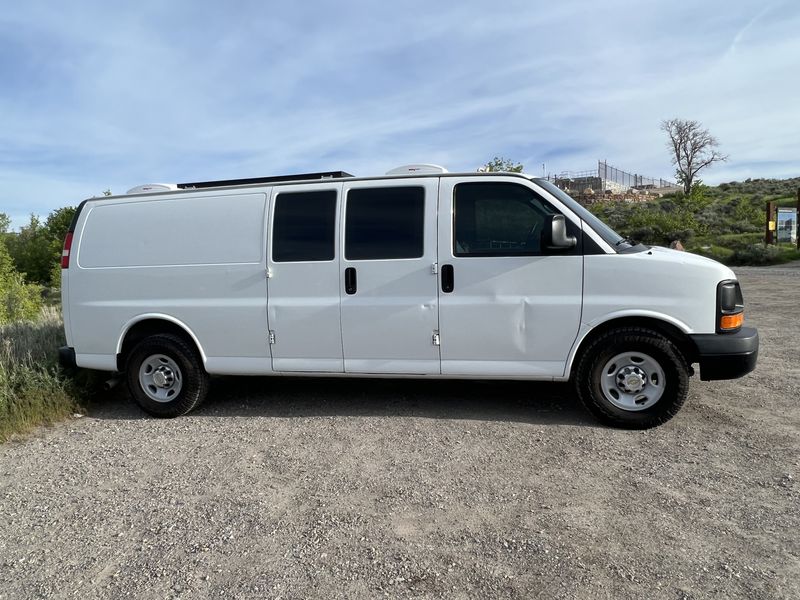 Picture 4/25 of a 2014 Chevy 2500 Extended Camper Van for sale in Salt Lake City, Utah