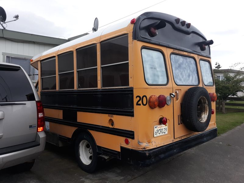 Picture 3/15 of a 1986 GMC Bluebird Short Bus Full Conversion for sale in Fortuna, California