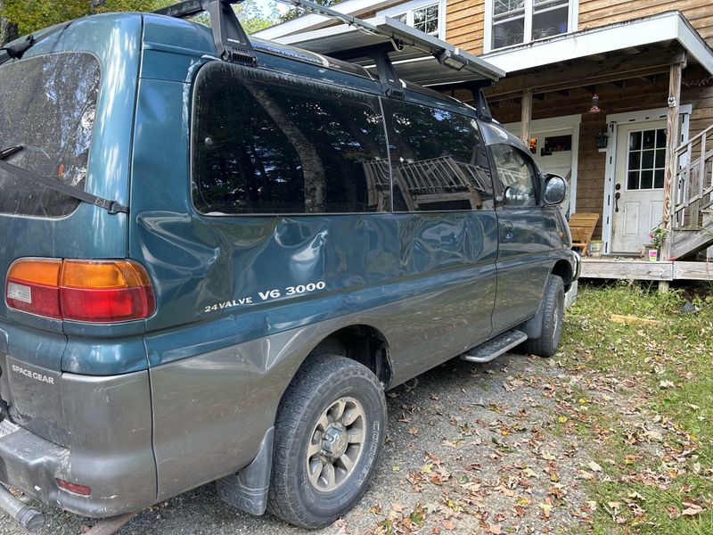 Picture 3/30 of a 1994 Mitsubishi Delica L400  for sale in Wilmington, Vermont