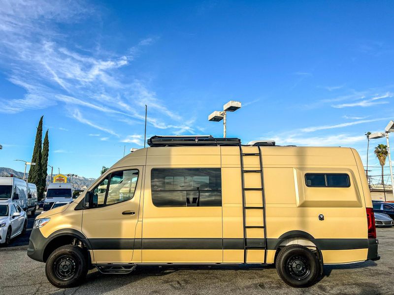 Camper Van For Sale: 2022 MERCEDES SPRINTER 2500 2500 CARGO HIGH ROOF
