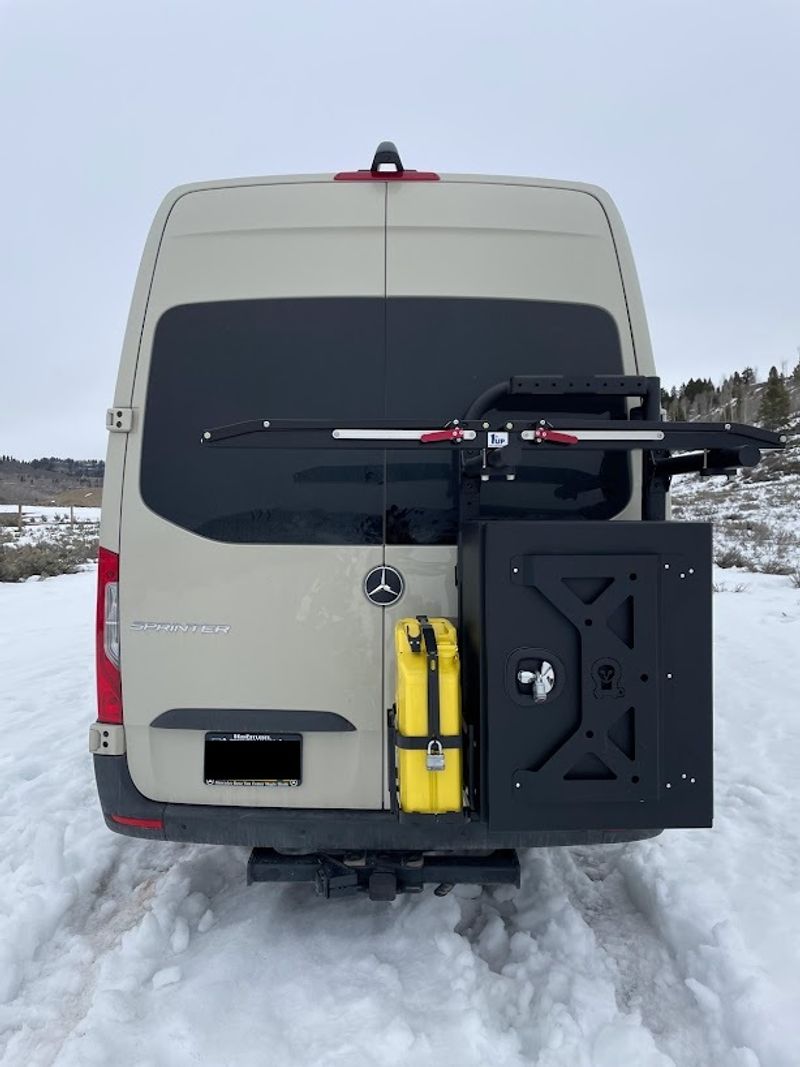Picture 3/29 of a 2021 Mercedes-Benz 4x4 170" sprinter 2500 for sale in Fairbanks, Alaska