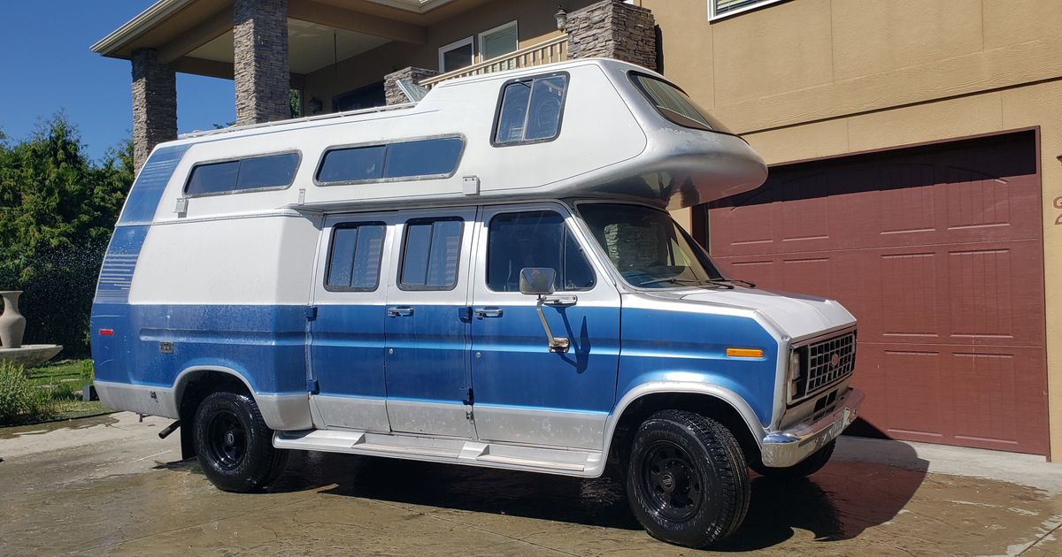 Camper Van For Sale: Tall Ford Chateau - 1979 Rare Style