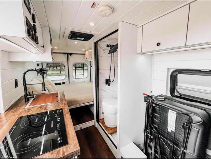 Picture 2/5 of a Elegant 2022 Ram ProMaster 2500 (Only 3,129 Miles) for sale in Albany, California