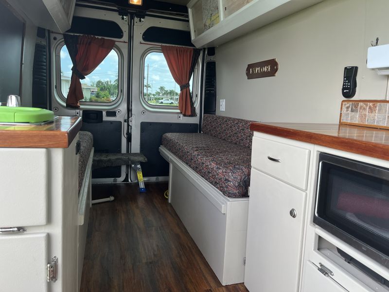 Picture 5/9 of a 2016 Dodge Ram Promaster 2500 for sale in Cape Coral, Florida