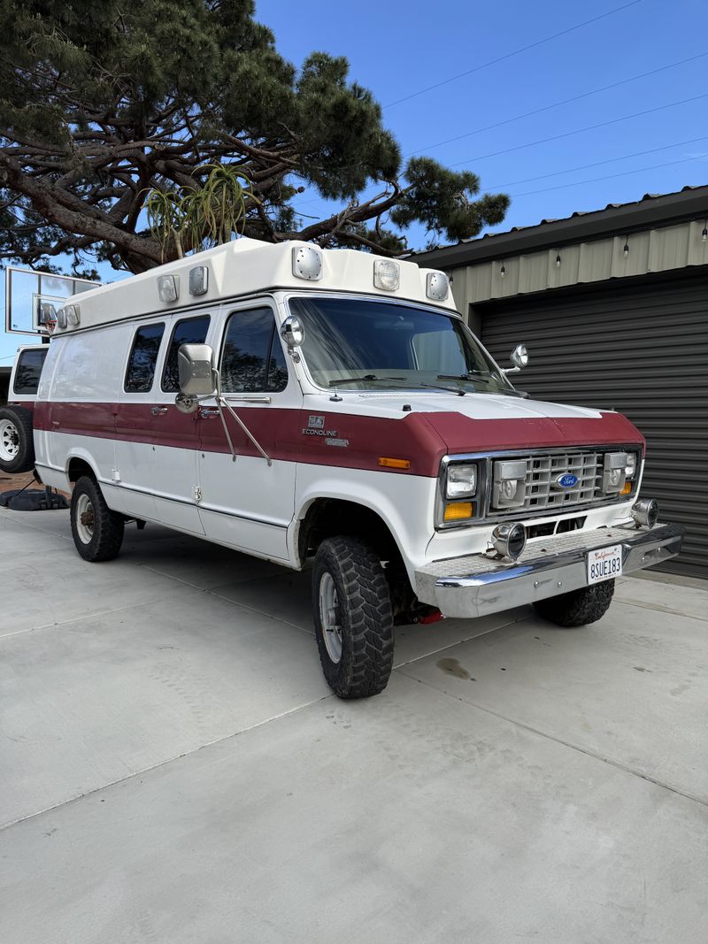 Picture 1/14 of a 1989 Ford E350 4x4 for sale in Vista, California