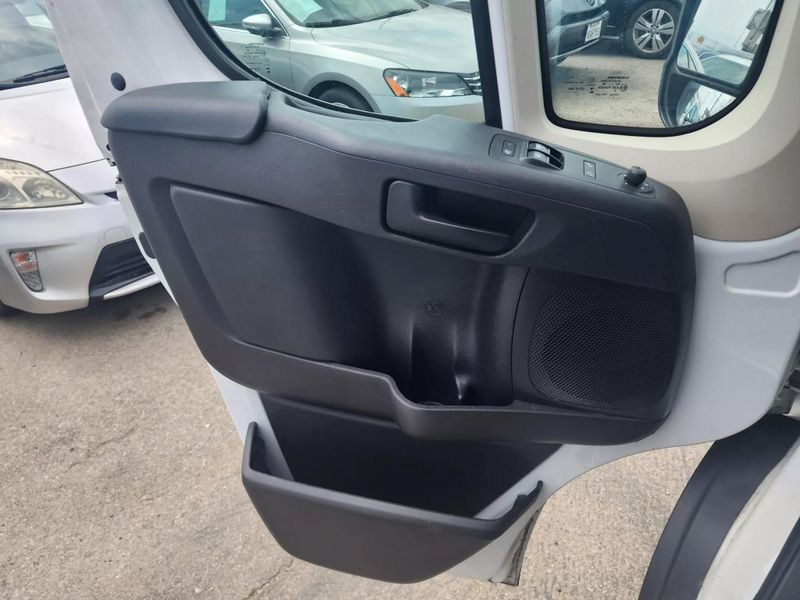 Picture 5/35 of a 2014 Ram Promaster 3500 for sale in Oxnard, California