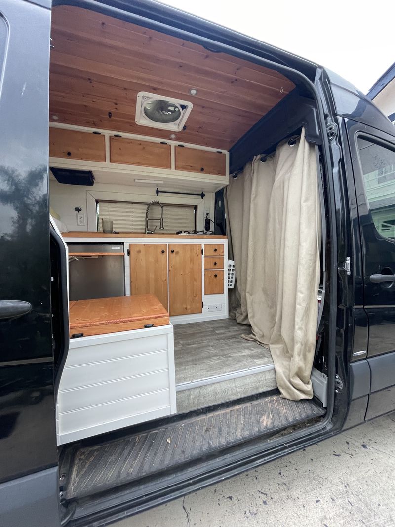 Picture 2/16 of a Mercedes Sprinter Van 2016 for sale in Dana Point, California