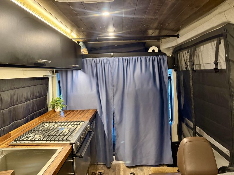 Picture 4/27 of a 2018 Rossmönster Ram Promaster 3500 Ext - Fully Loaded for sale in Denver, Colorado