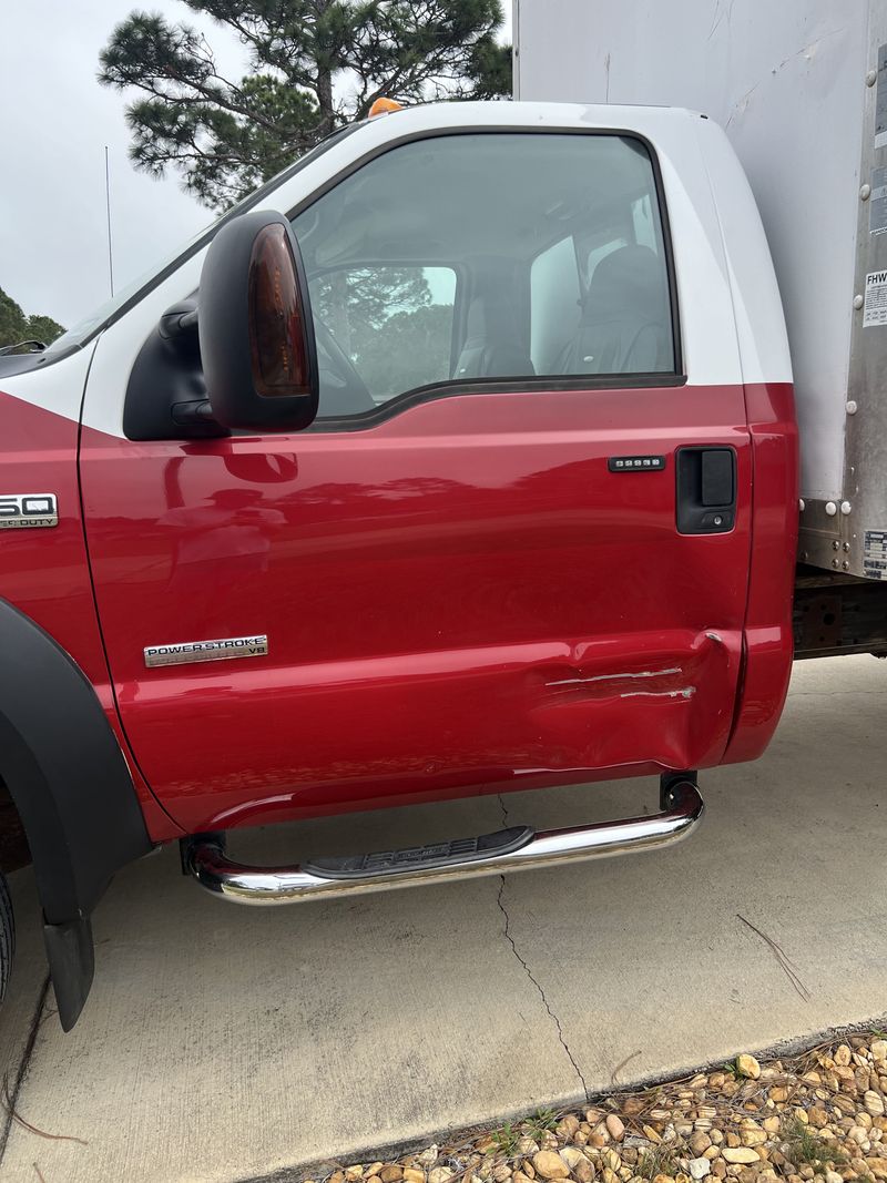 Picture 5/16 of a 2006 f450 6.0L Diesel Box Truck for sale in Navarre, Florida