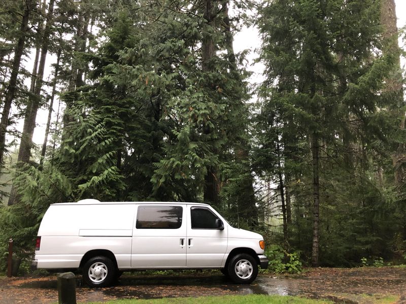 Picture 1/23 of a 2003 Ford E-250 for sale in Everett, Washington