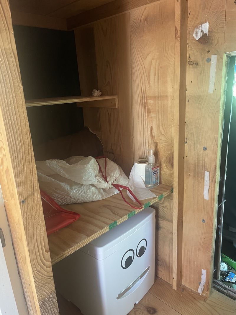 Picture 5/15 of a Ford E-450 Box Truck - Tallulah for sale in Clifton Park, New York