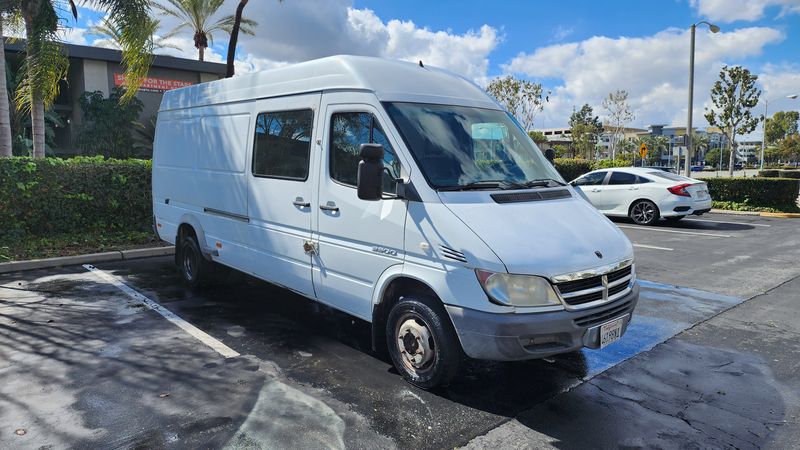 Picture 2/8 of a 2006 Dodge Sprinter 3500 for sale in Fullerton, California