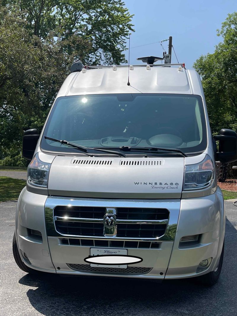 Picture 2/17 of a 2017 Winnebago Travato 59K for sale in Colona, Illinois