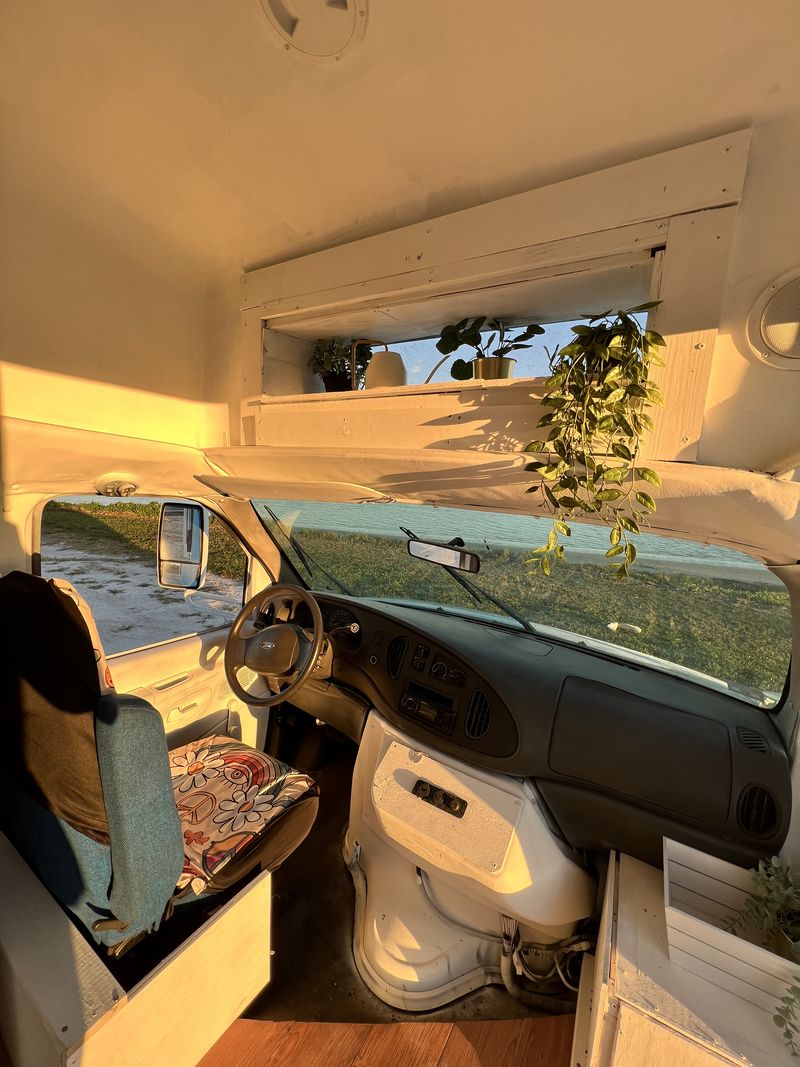 Picture 3/17 of a Beach Boho SKYLIGHT Shuttle Bus for sale in Saint Petersburg, Florida