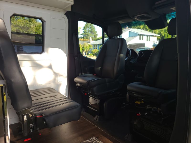 Picture 4/20 of a 2020 Mercedes Sprinter 170 4x4 for sale in Beaverton, Oregon
