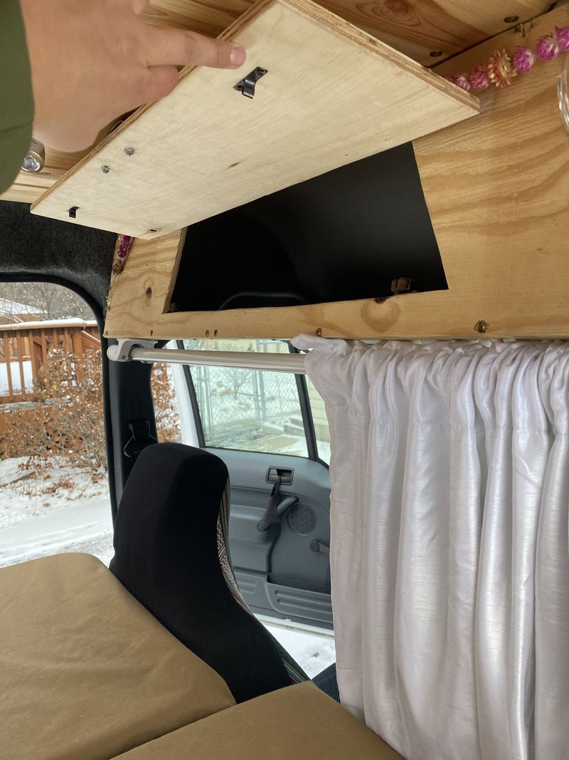 Picture 4/14 of a 2010 ford transit connect  for sale in Minneapolis, Minnesota