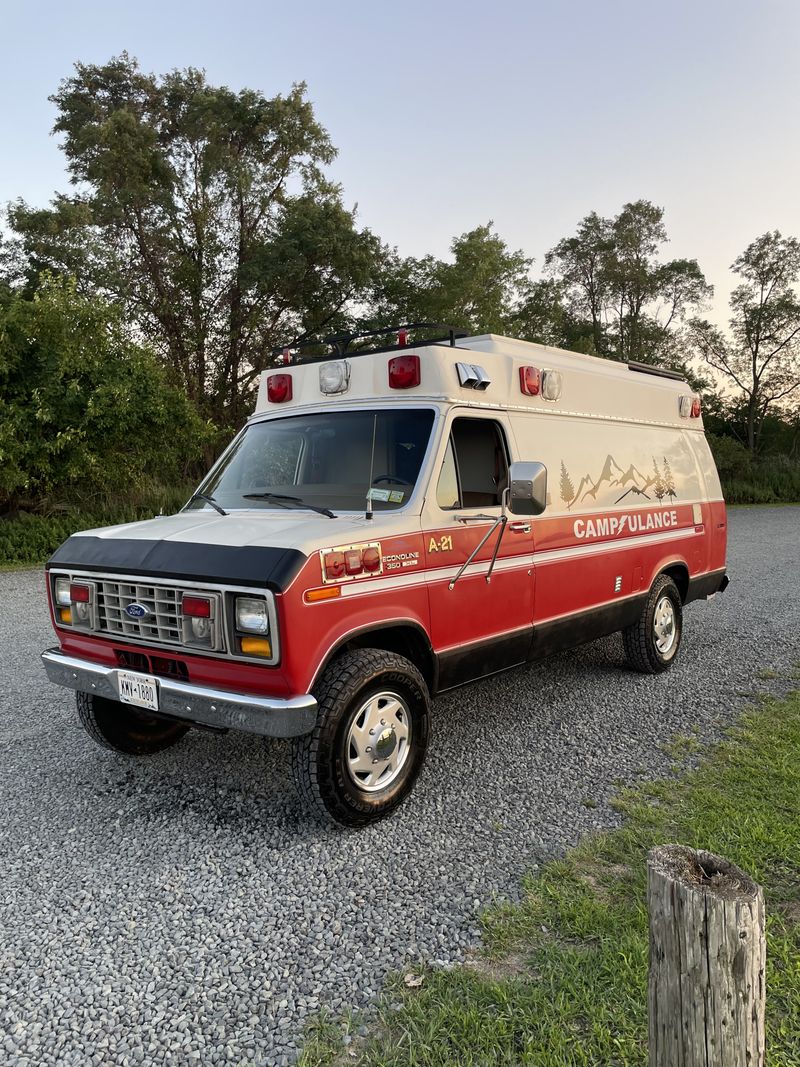 Picture 1/23 of a 1987 Ford E350 XL Campulance for sale in Staten Island, New York