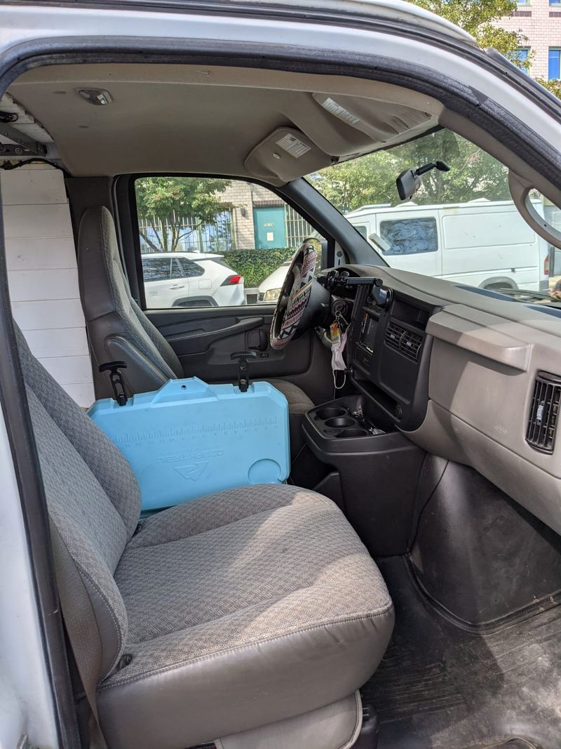 Picture 5/14 of a 2007 Chevrolet Express 1500 Campervan for sale in New York, New York