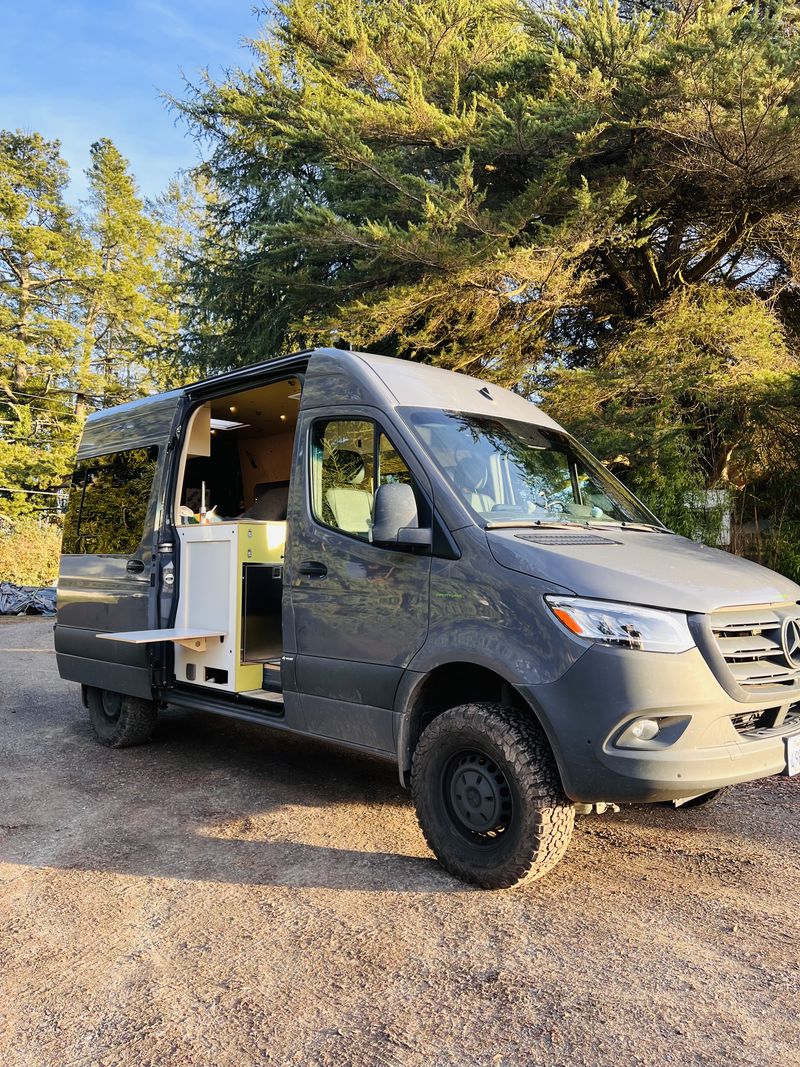Picture 2/23 of a 2020 MERCEDES-BENZ SPRINTER, 144 for sale in Key West, Florida