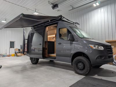 Picture 2/33 of a 24 Build-Off Grid, 4 season, ext. warranty. Make Offer for sale in Hopkinsville, Kentucky