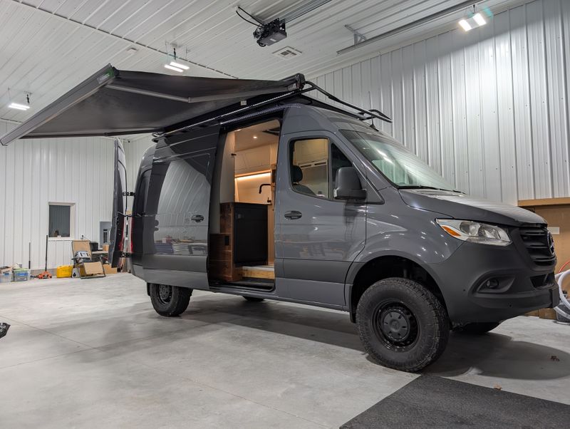 Picture 2/33 of a 24 Build-Off Grid, 4 season, Let's go Ski! ext. warranty. for sale in Hopkinsville, Kentucky