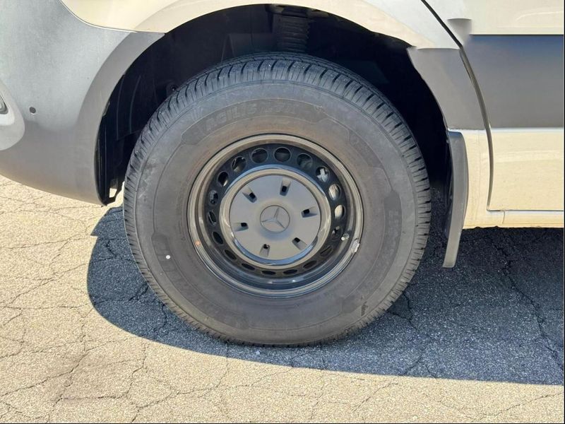 Picture 2/45 of a Mercedes Benz Sprinter 2500 for sale in Salt Lake City, Utah