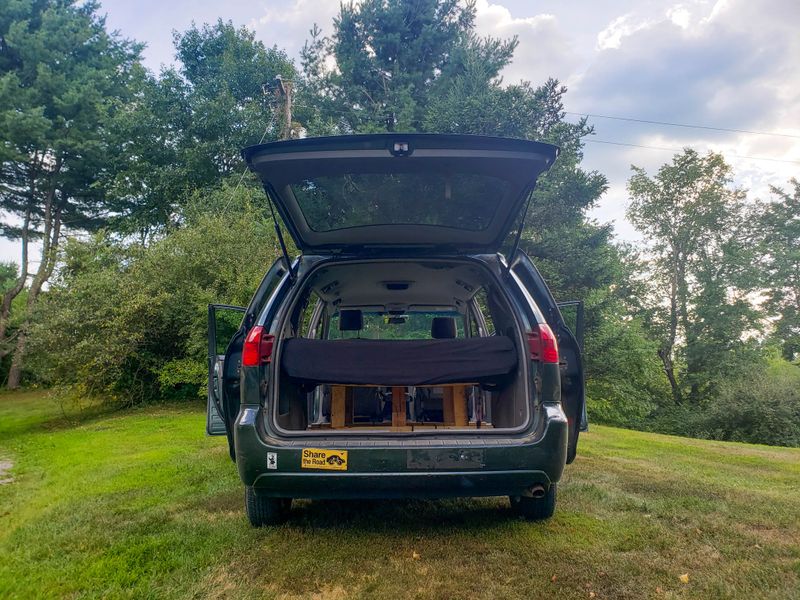 Picture 2/11 of a 2005 Toyota Sienna Camper Van for sale in Cambridge, Massachusetts