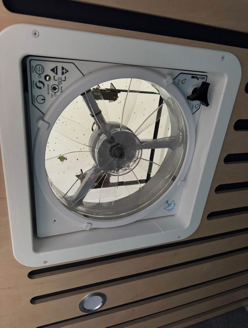 Picture 4/9 of a 2018 Nissan NV200 Camper Van for sale in Eau Claire, Wisconsin