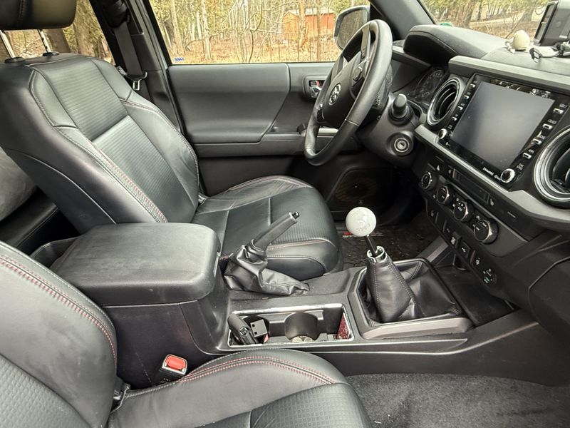 Picture 3/17 of a overland vehicle TACO TRD-PRO for sale in Milwaukee, Wisconsin