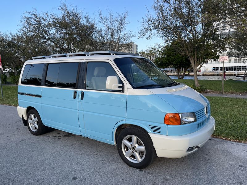 Picture 4/22 of a Volkswagen Eurovan Custom-built Camper Van for sale in North Miami Beach, Florida