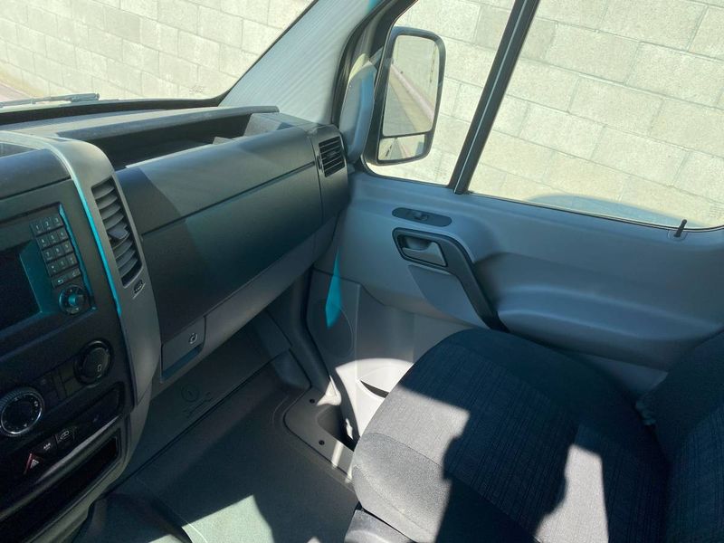 Picture 4/9 of a 2015 MERCEDES BENZ SPRINTER 4X4 DIESEL V6 for sale in Irvine, California