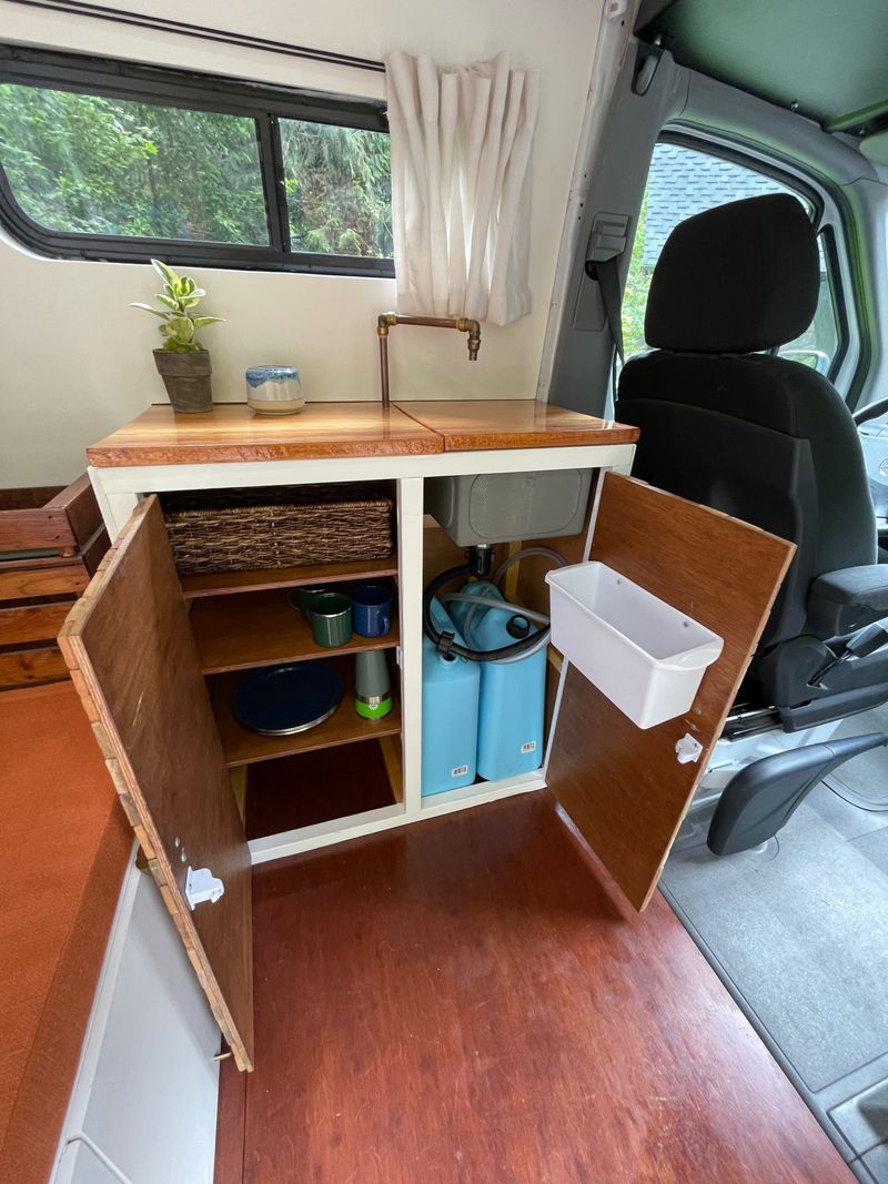 Picture 6/20 of a 2016 Mercedes-Benz Sprinter Campervan 144”  — $72,000 for sale in Seattle, Washington