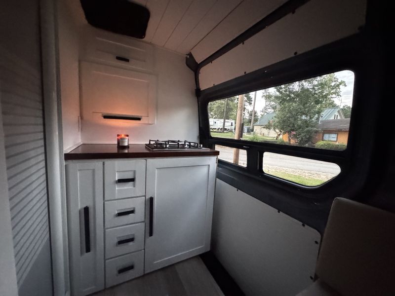 Picture 4/35 of a Never run out of power! Last year of 4x4! 170” WB High Roof for sale in Atlanta, Georgia