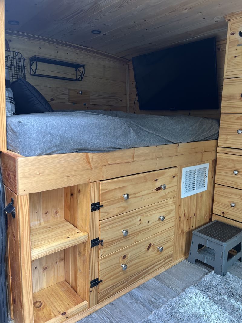 Picture 2/8 of a 2014 Ram Promaster 1500 for sale in Normal, Illinois