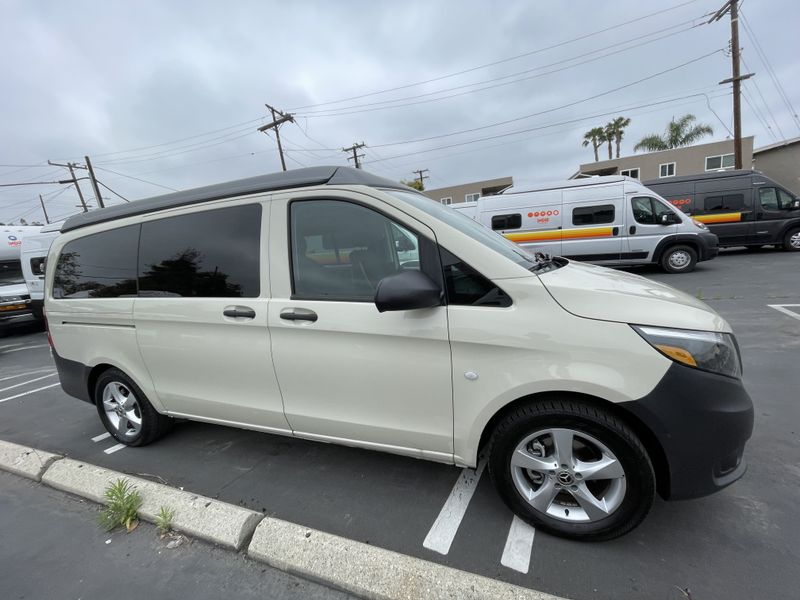 Picture 4/14 of a Metris - Driverge Metris Campervan for sale in Los Angeles, California