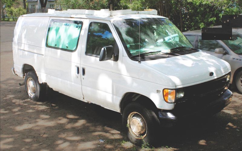 Picture 1/8 of a 2000 Ford Econoline 350 v8 for sale in Saint Cloud, Minnesota