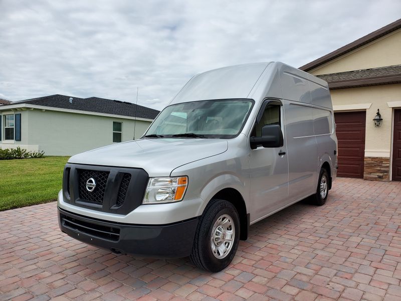 Picture 3/30 of a AFFORDABLE HIGH ROOF VAN READY TO GO!! for sale in Port Saint Lucie, Florida