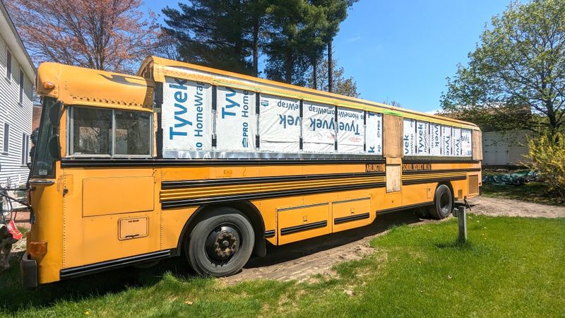 Picture 2/8 of a 2001 Blue Bird RE ROOF Raised NO RUST Partial Conversion for sale in Nashua, New Hampshire
