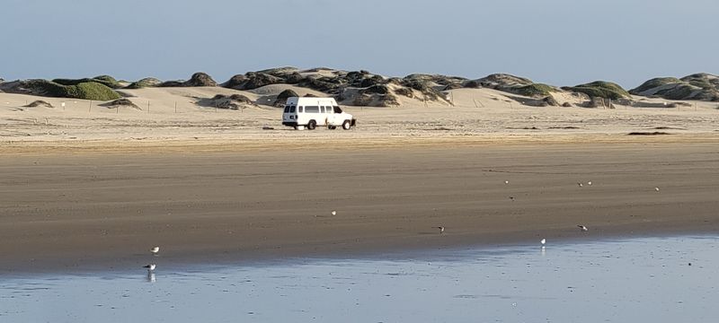 Picture 3/22 of a 2011 Ford E-350 SuperDuty 91,000 for sale in Lake Saint Louis, Missouri