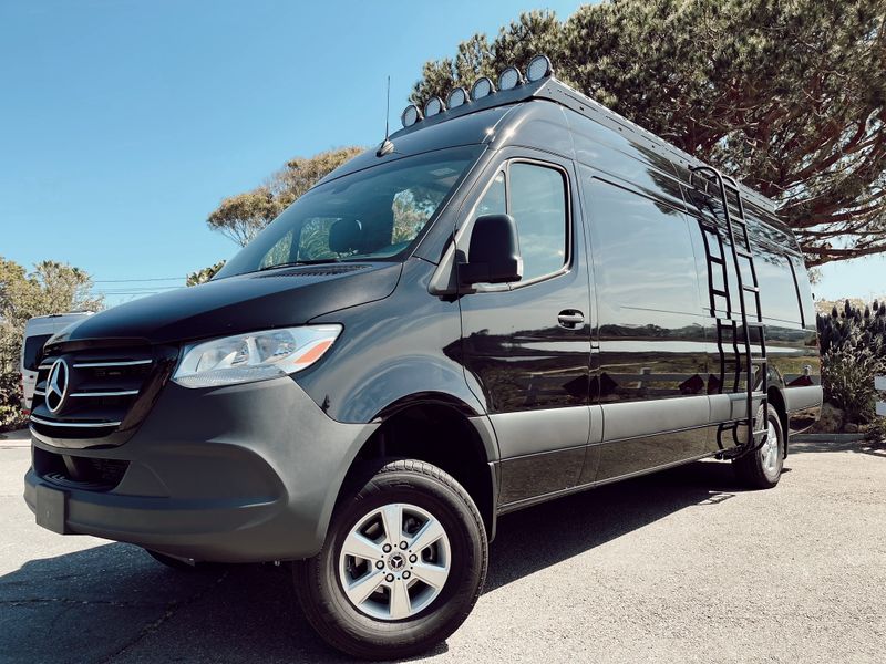 Picture 2/25 of a 2021 4x4 Mercedes Sprinter - Brand New LUXURY Build for sale in Oceanside, California